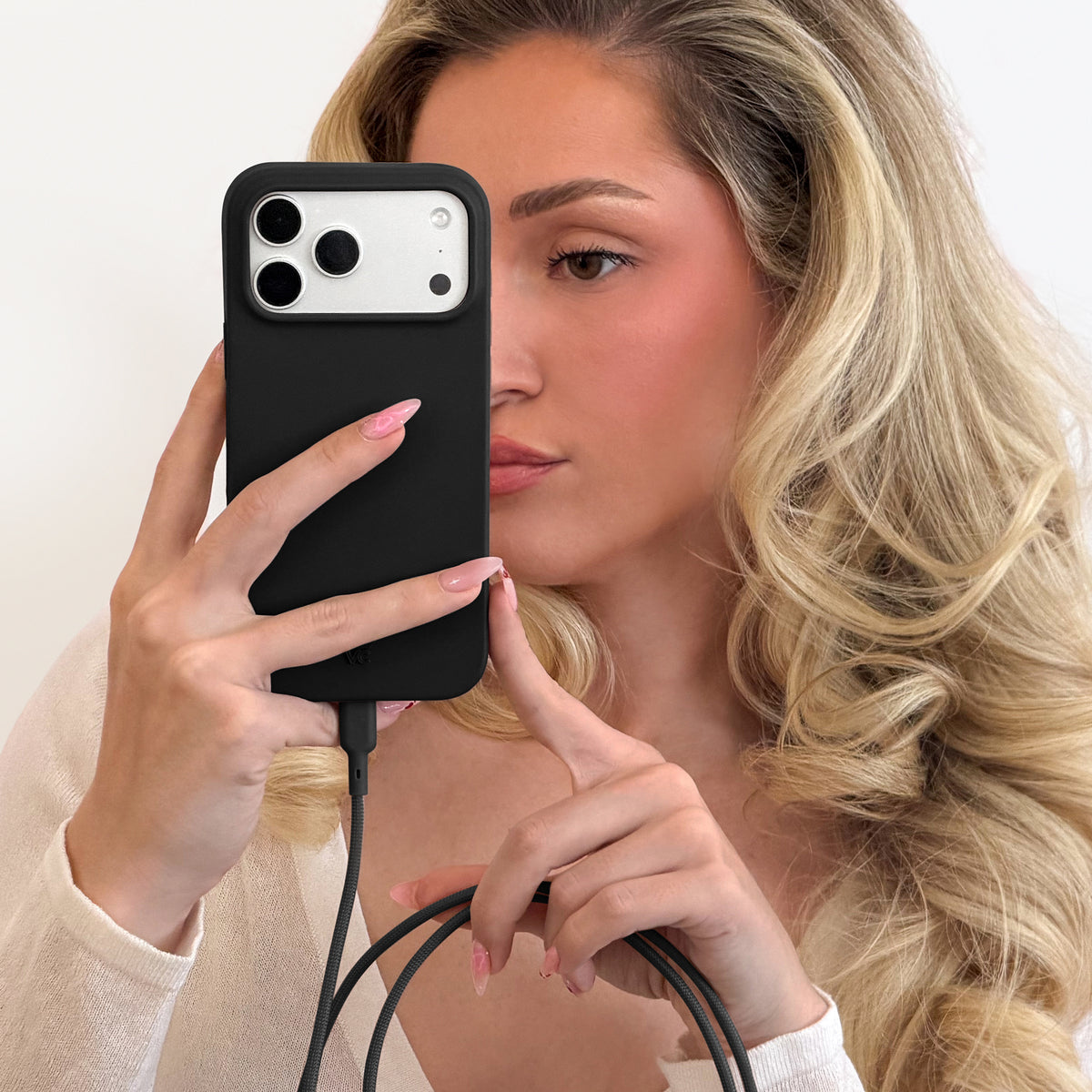 Black Fast Charging Cable, 6ft USB-C - Image 2