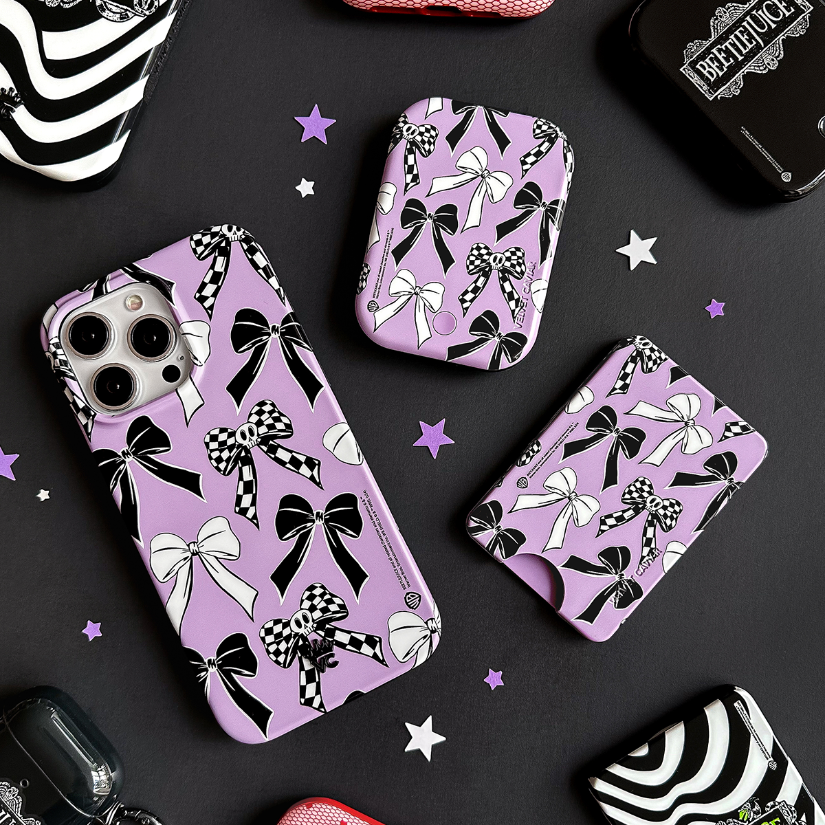 Beetlejuice Bows MagSafe Battery Power Pack - Image 2