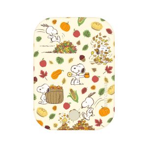 Snoopy Autumn Leaves Portable MagSafe Charger Power Pack