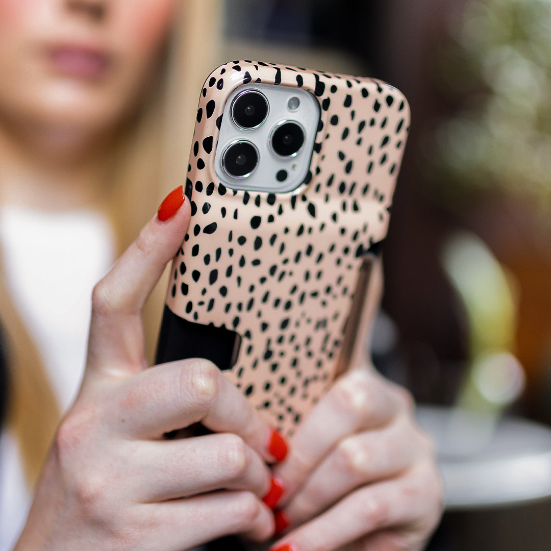 Spotted Cheetah Iphone Wallet Case - Image 2