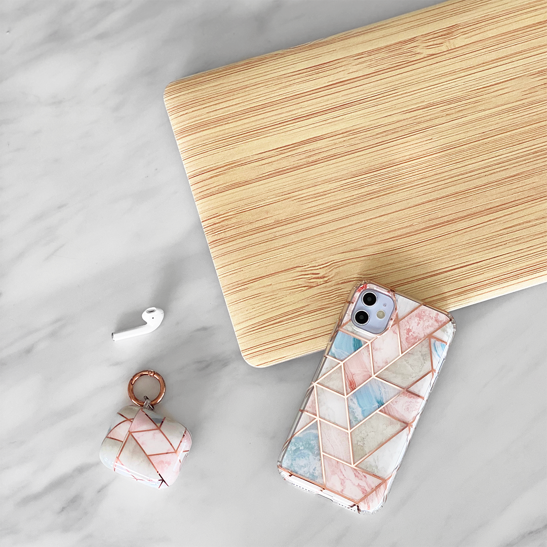 Blonde Wood MacBook Case - Image 2